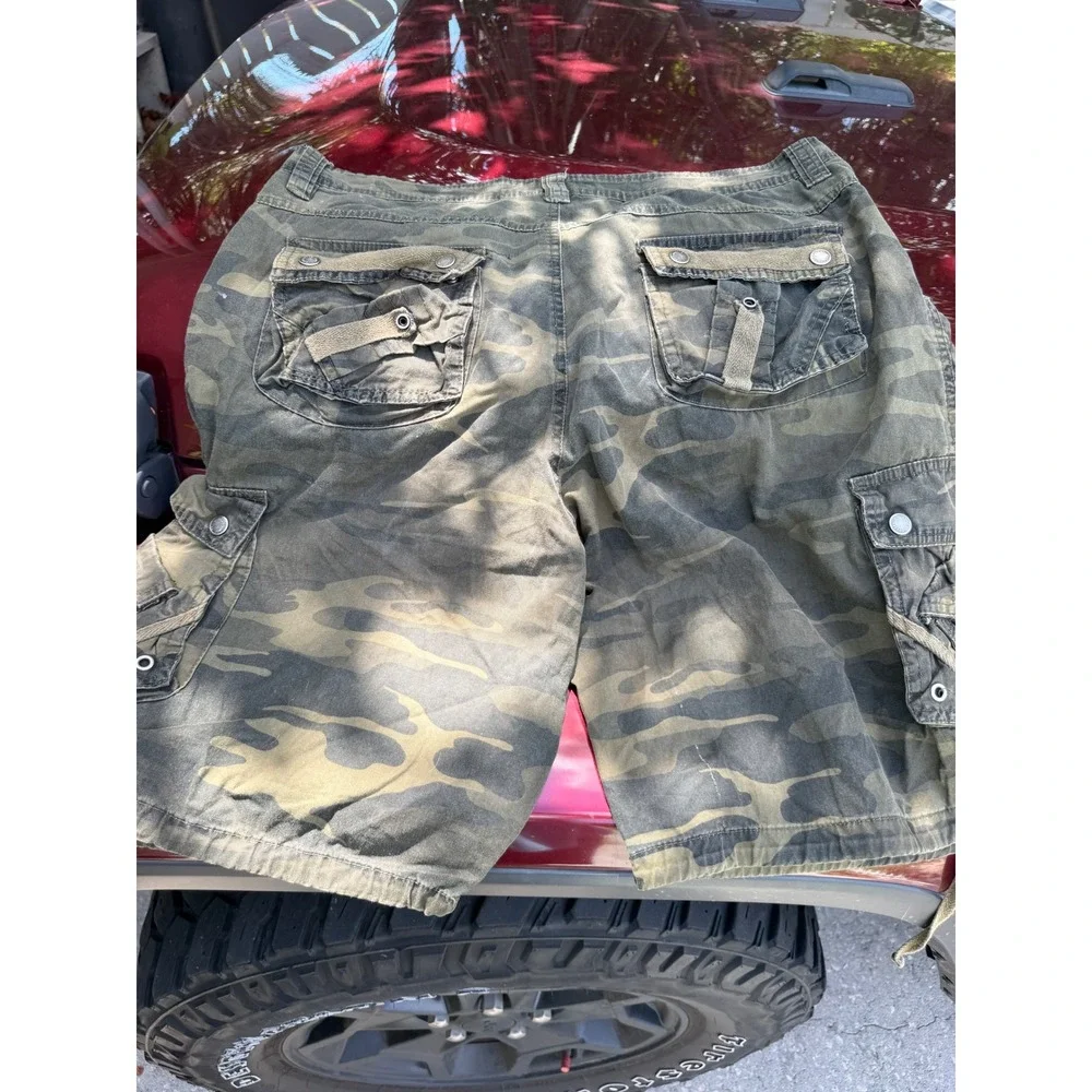 Truth Substance Common Sense Mens Camo Cargo Shorts Green Size 34 BM9A14 Cotton